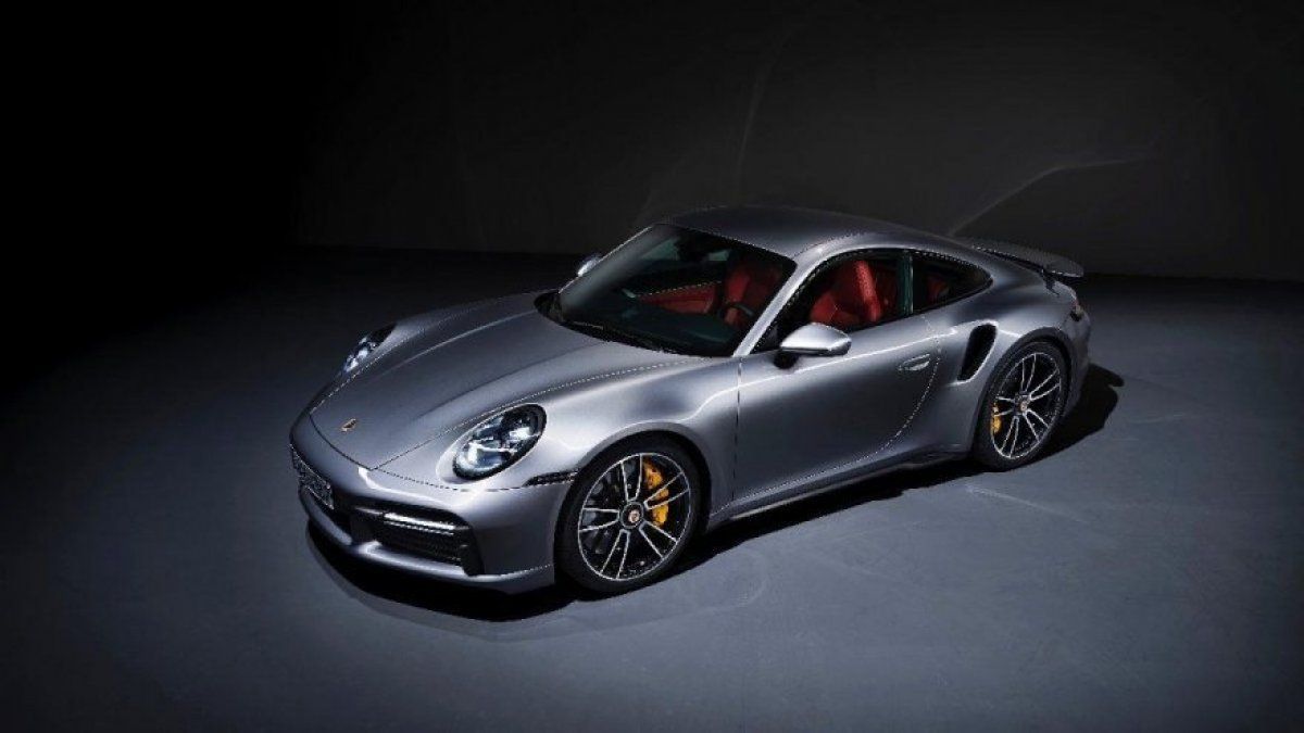 Alman devi Porsche halka arz edildi