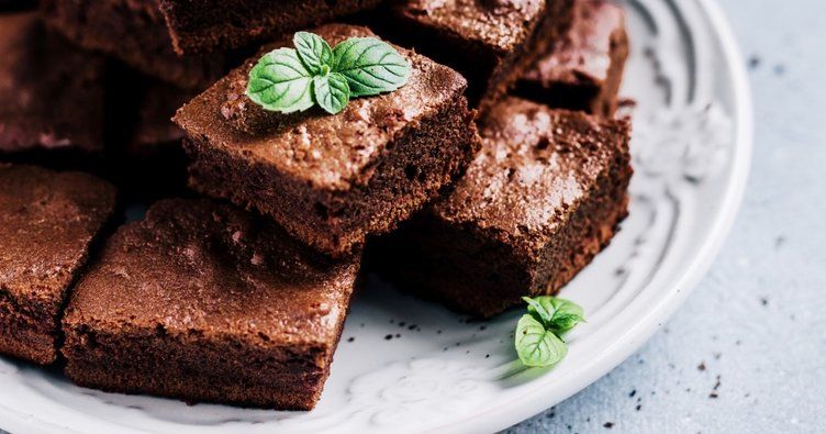 Browni Kek Tarifi Ve Yapılışı: Püf Noktaları İle Lezzetli Browni Islak Kek Nasıl Yapılır, Malzemeleri Neler?