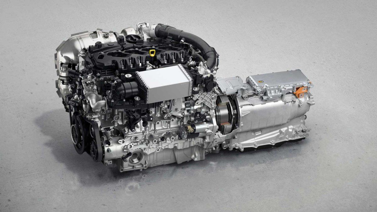Mazda, içten yanmalı motorlardan vazgeçmiyor