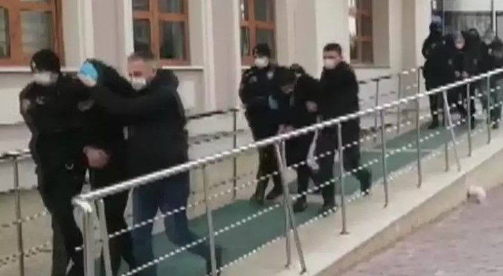 Konya'da eğlence mekanında bir kişinin öldürüldüğü kavgayla ilgili 15 sanığın yargılaması sürüyor