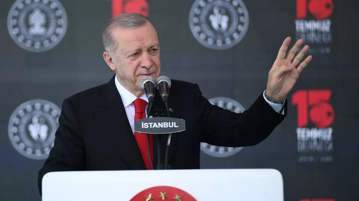 Cumhurbaşkanı Erdoğan: 15 Temmuz'a 'oyun' diyenleri affetmeyeceğiz