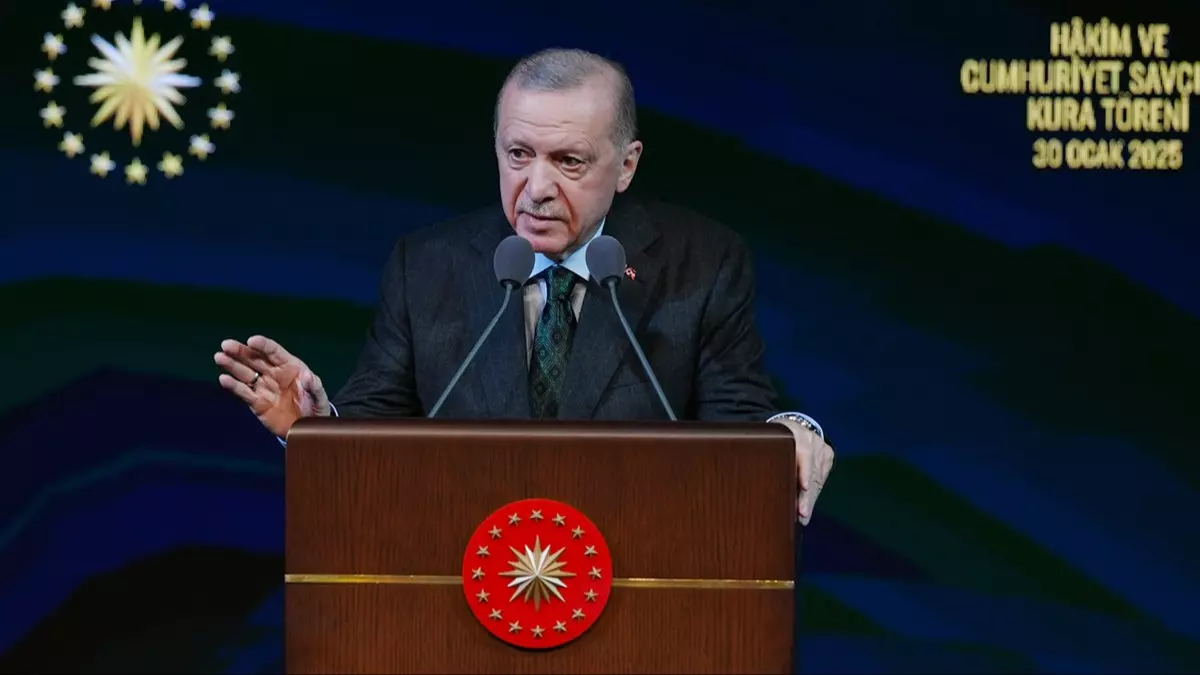 Cumhurbaşkanı Erdoğan: Türk yargısına kimse ayar veremez