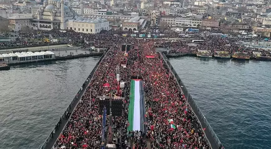 Galata Köprüsü'nde tarihi gün! Yüz binlerce kişi Filistin için toplanıyor