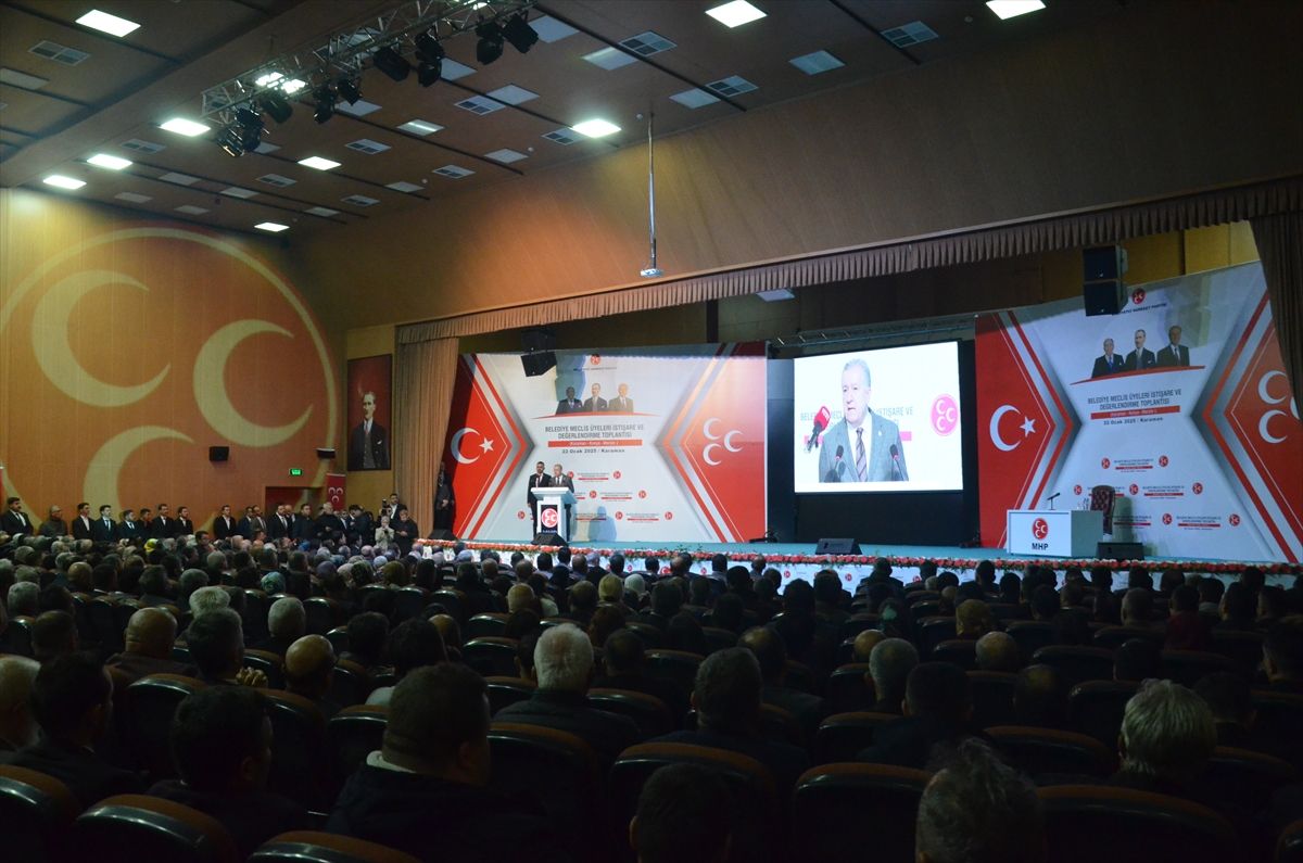 MHP Genel Başkan Yardımcısı Durmaz, Karaman'da toplantıya katıldı