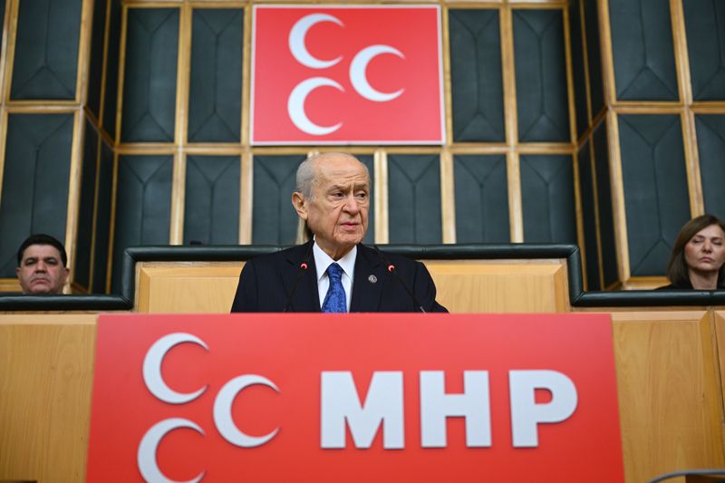 MHP Lideri Bahçeli: Terör örgütü silah bırakmıyorsa cezalandırmak hakkımızdır
