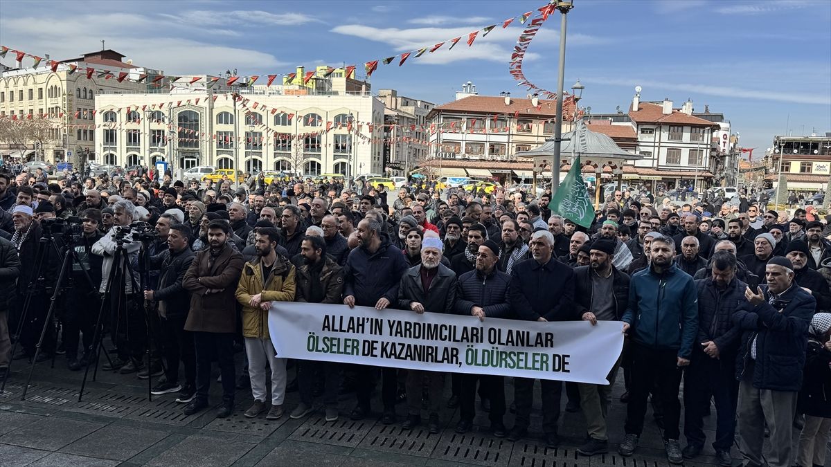 Konya'da Filistin'e Destek İçin Protesto Düzenlendi