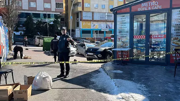 Lokantada ortağını vurup rehin aldı