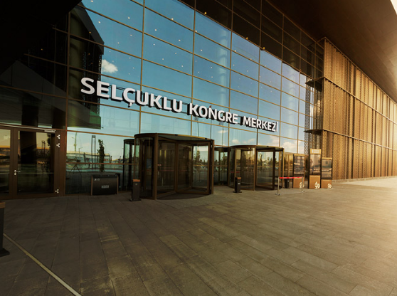 Tiyatro severler Konya’ya akın edecek: Konya’da 4 büyük oyun izleyicinin karşısına çıkacak!