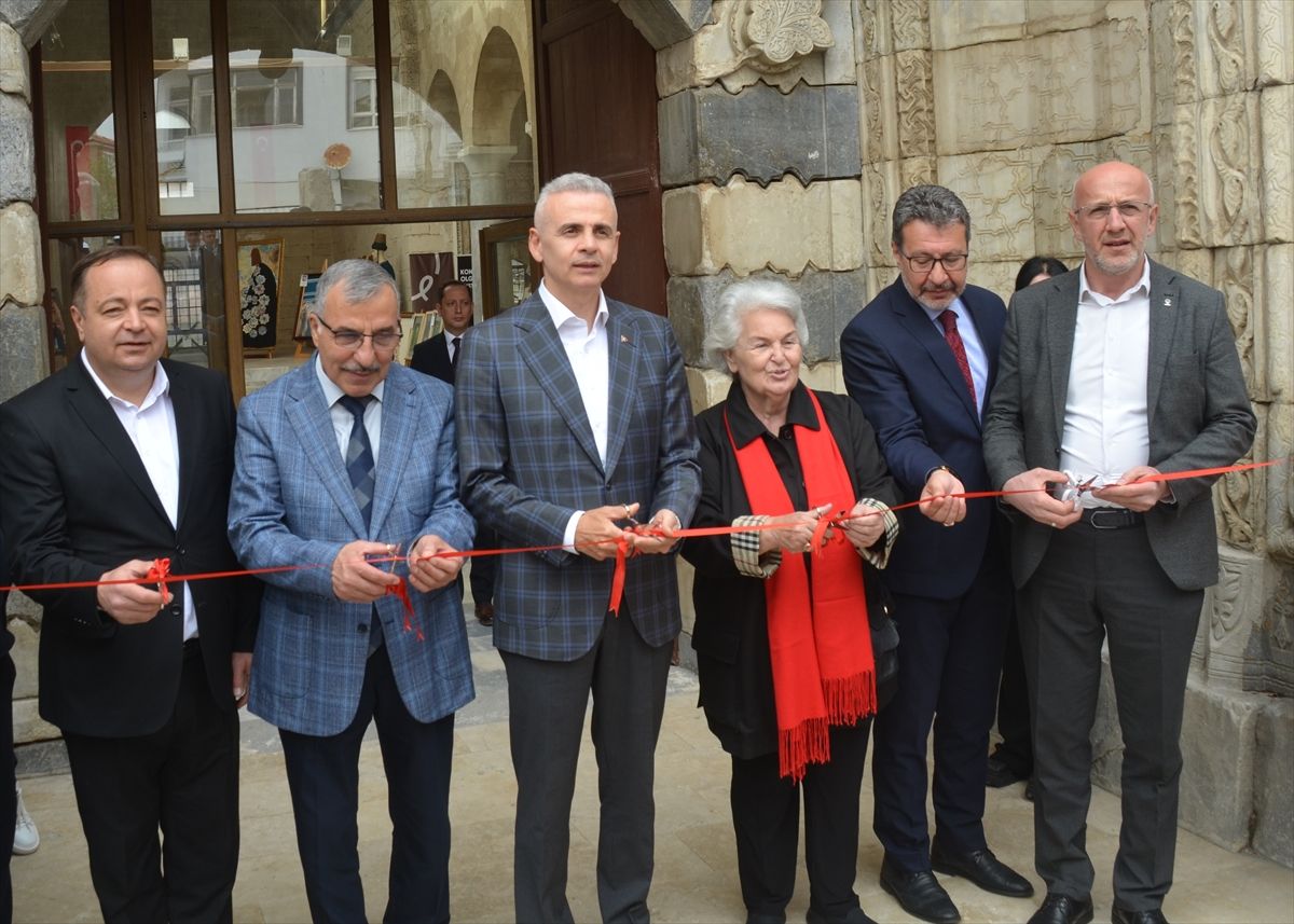 Karaman’dan Konya’ya Sevgi ve Barış Yürüyüşü