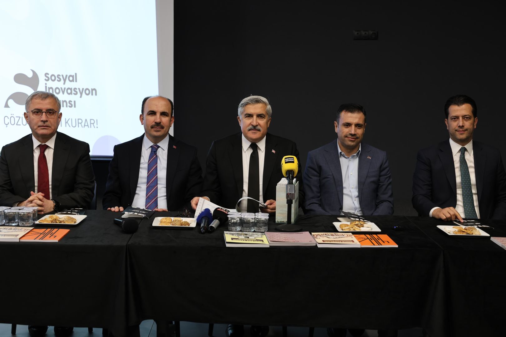 AK Parti Genel Başkan Yardımcısı Yayman, Depremdeki Dayanışma İçin Başkan Altay’a ve Tüm Konyalılara Teşekkür Etti