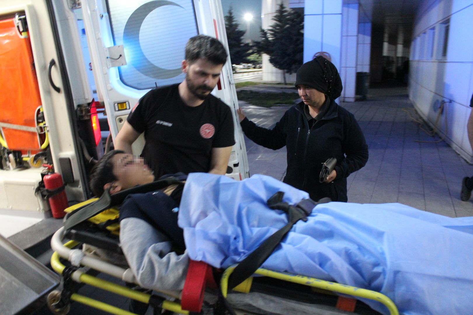 Aksaray'da 15 yaşındaki çocuk, 12 yaşındaki arkadaşını havalı tüfekle bacağından vurdu