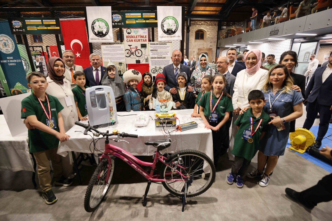 Geleceğin bilim insanları MEGA BİLFEST’TE buluştu