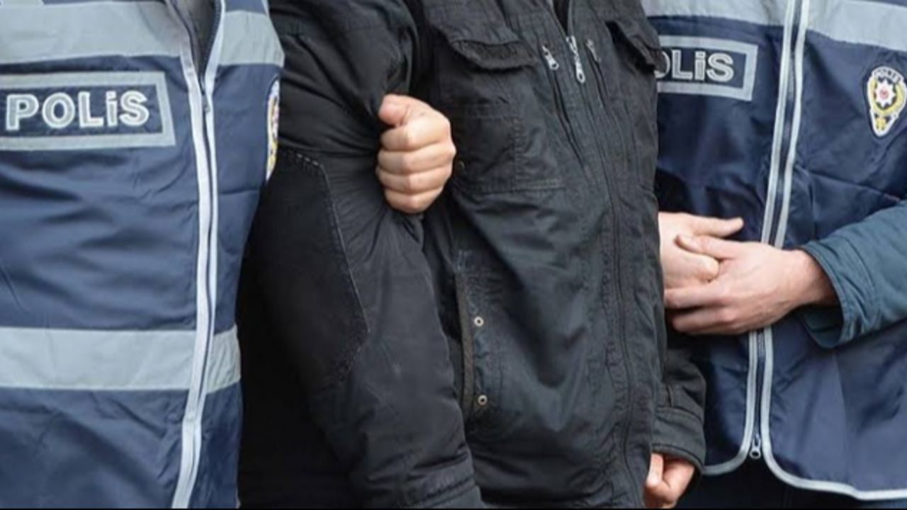 İnterpol tarafından kırmızı bültenle aranan şahıs Konya'da yakalandı