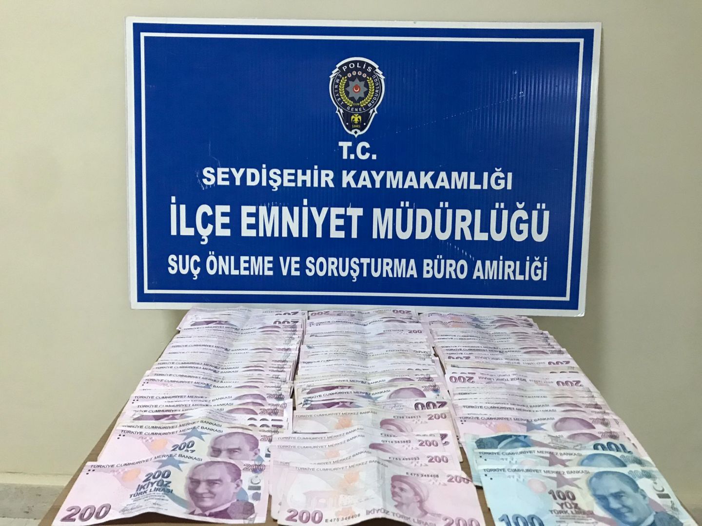 Konya'da şok operasyon: Evdeki gerçek polis baskınıyla ortaya çıktı!