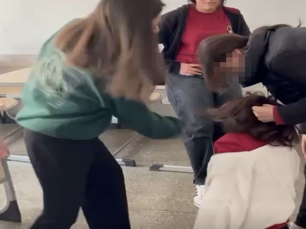 Liseli Elif'e 'akran zorbalığı' olayında 7 tutuklama