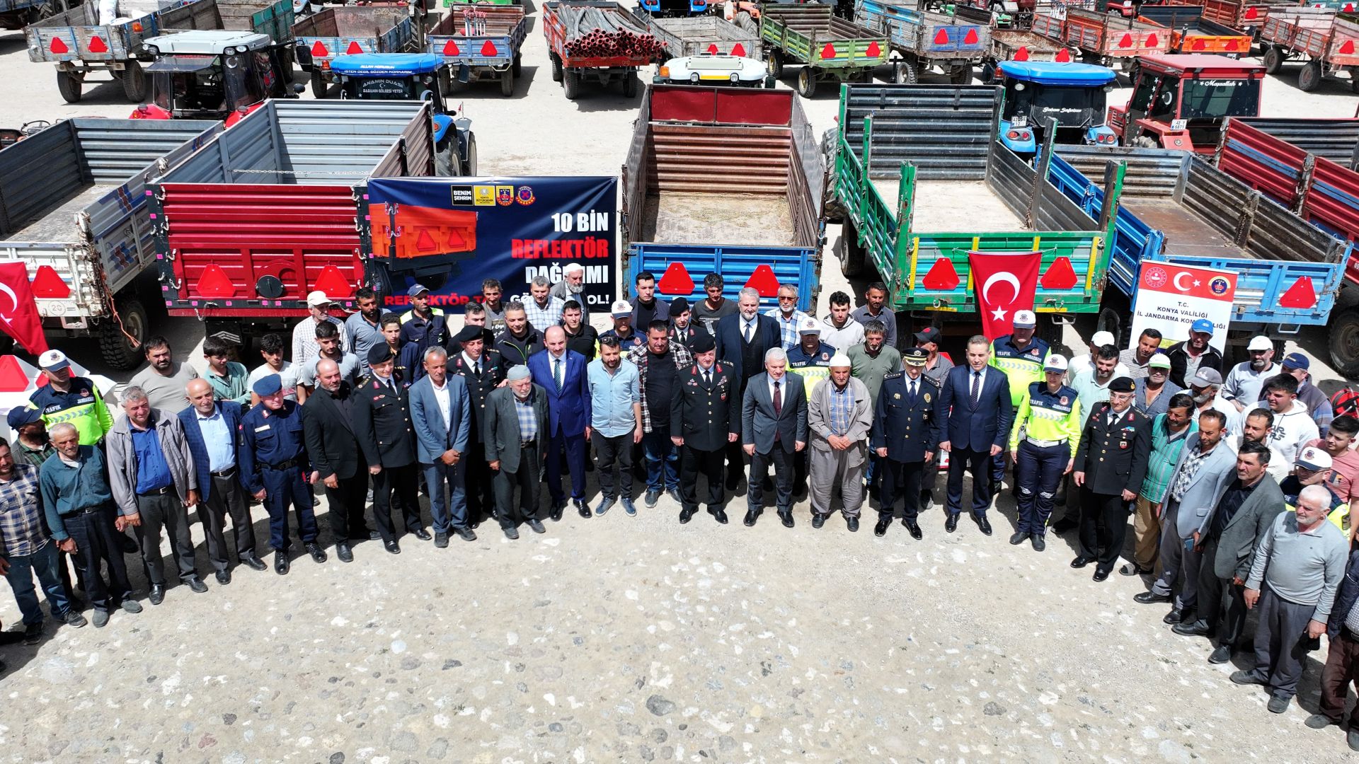 "Reflektör Tak, Görünür Ol” Projesi ile Çiftçilere 10 Bin Adet Reflektör Dağıtılacak