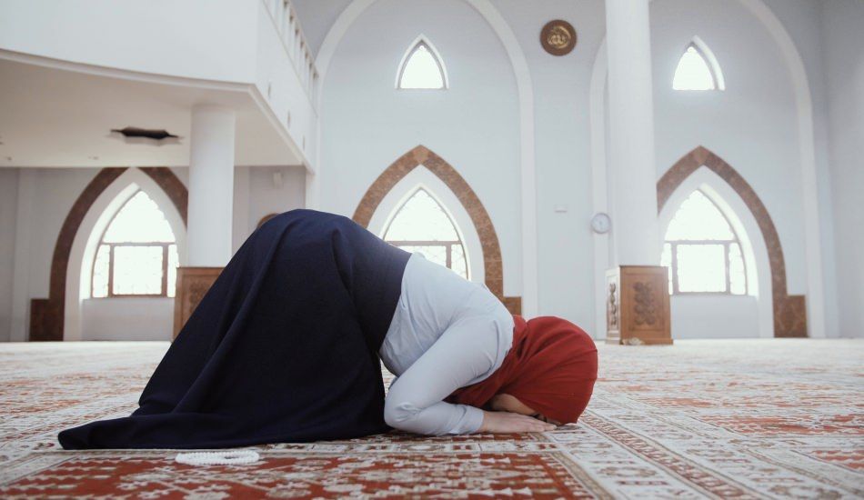 Konya’da tüm gözler bu törendeydi! Rus kadın müslüman oldu, seçtiği isim herkesi şaşırttı!