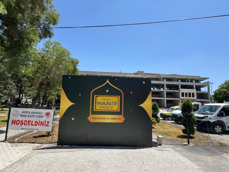 Yenilenen Konya İmam Hatip Lisesi’nde geri sayım başladı