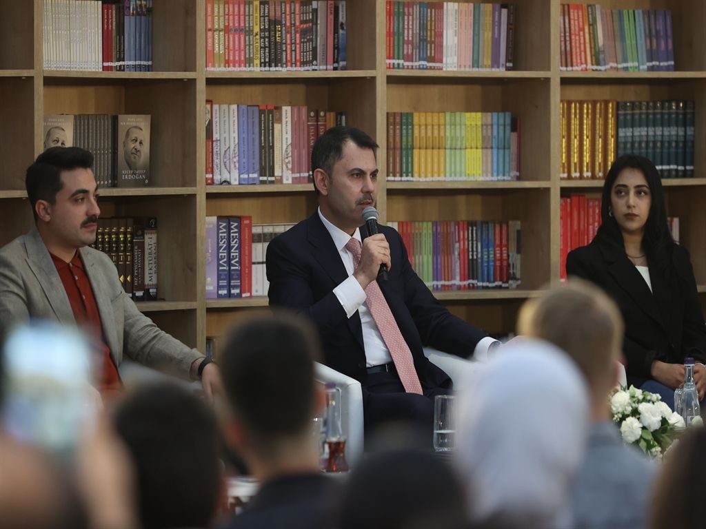 Bakan Kurum, Konya'da müjdeyi verdi: Konut projesinde gençlerimize kontenjan tanıyacağız