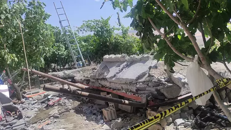 Böyle facia ne görüldü, ne duyuldu! Yemek yedikleri sırada dehşeti yaşadılar