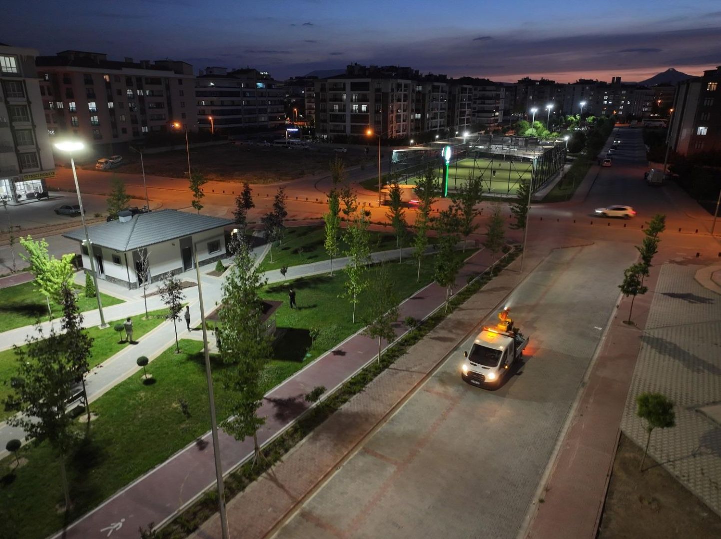Karatay Belediyesi’nden bayram öncesi ilaçlama mesaisi