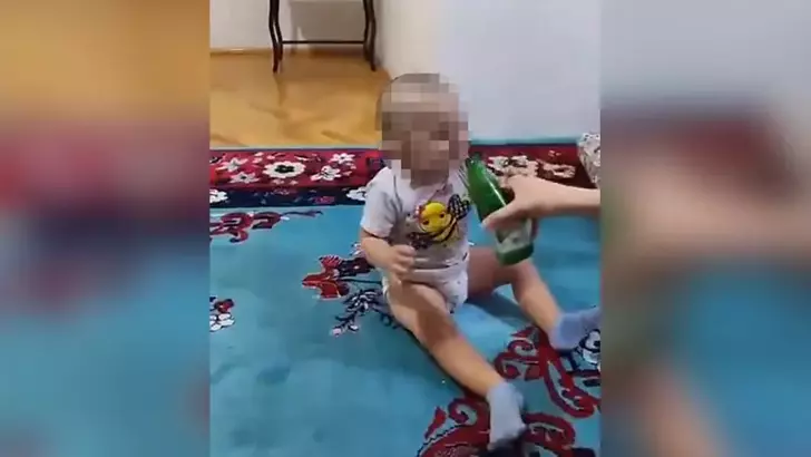 Konya'da 1,5 yaşındaki kızını dövdüğü iddia edilen anneye 2 yıla kadar hapis talebi