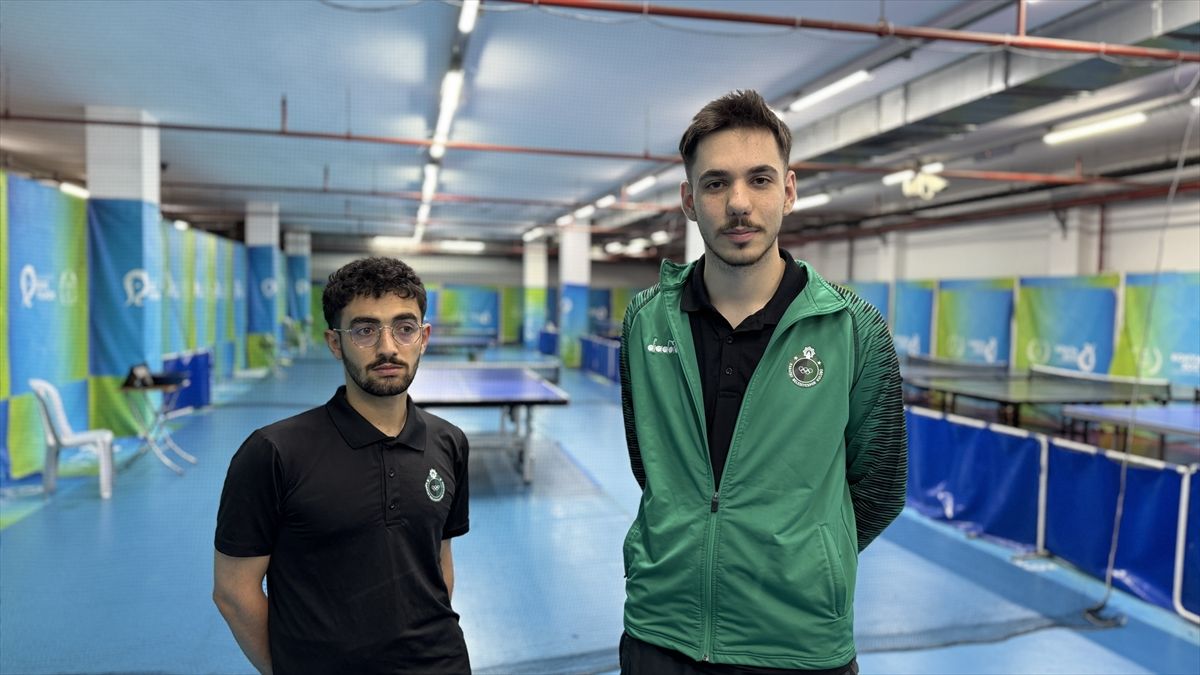 Konya'da İşitme engelli sporcu trafik kazasında kaybettiği babasının hayali için olimpiyatlara hazırlanıyor