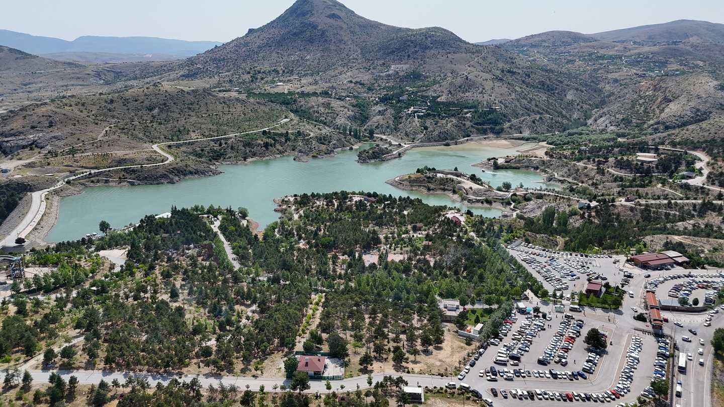 Selçuklu’nun Sembol Mekanları Ziyaretçi Akınına Uğradı