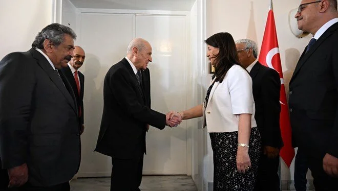 Bahçeli, DEM Parti heyetiyle görüştü