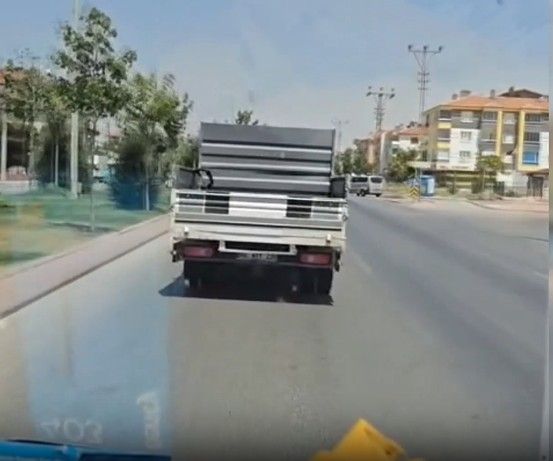 Konya'da ambulansa yol vermeyen trafik magandasına ceza