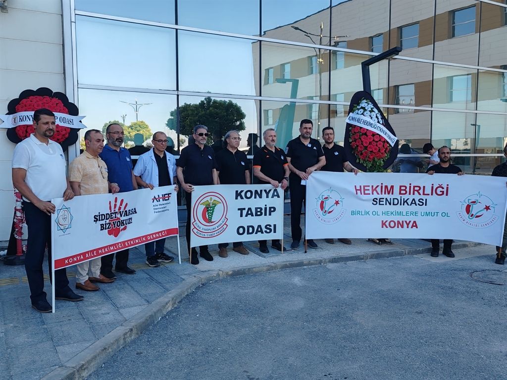 Konya'da Görev yaptığı hastanede öldürülen Dr. Ekrem Karakaya, anıldı