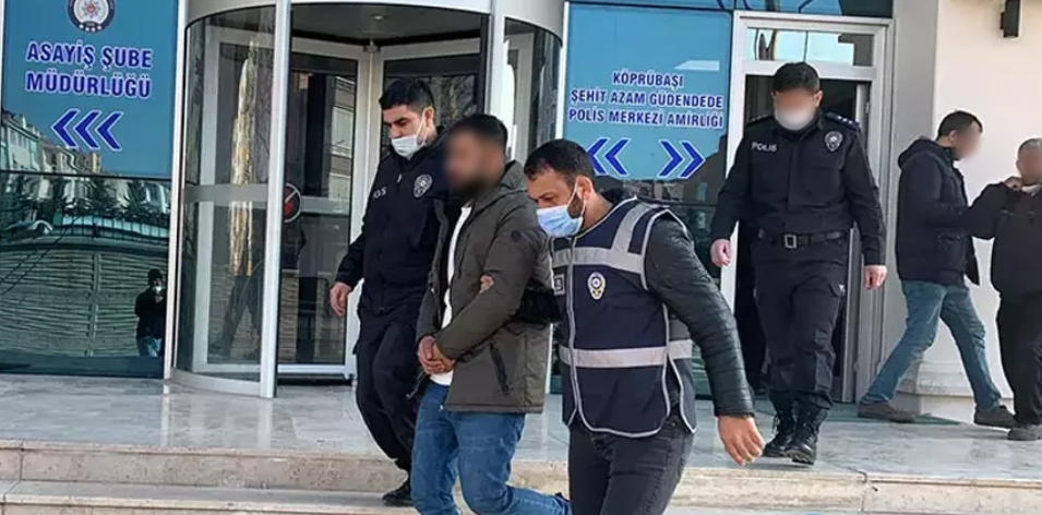 Olay Konya'da yaşanmıştı... Eski ortağının evini basıp ailesini bıçaklayan sanığın avukatından şoke eden savunma!