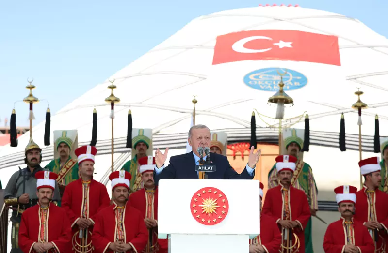 Cumhurbaşkanı Erdoğan: Son düzlüğe varmış bulunuyoruz