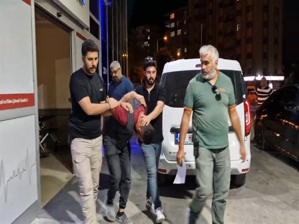 Konya'da 4 yaşındaki çocuğa cinsel istismarda bulunduğu öne sürülen şüpheli, tutuklandı