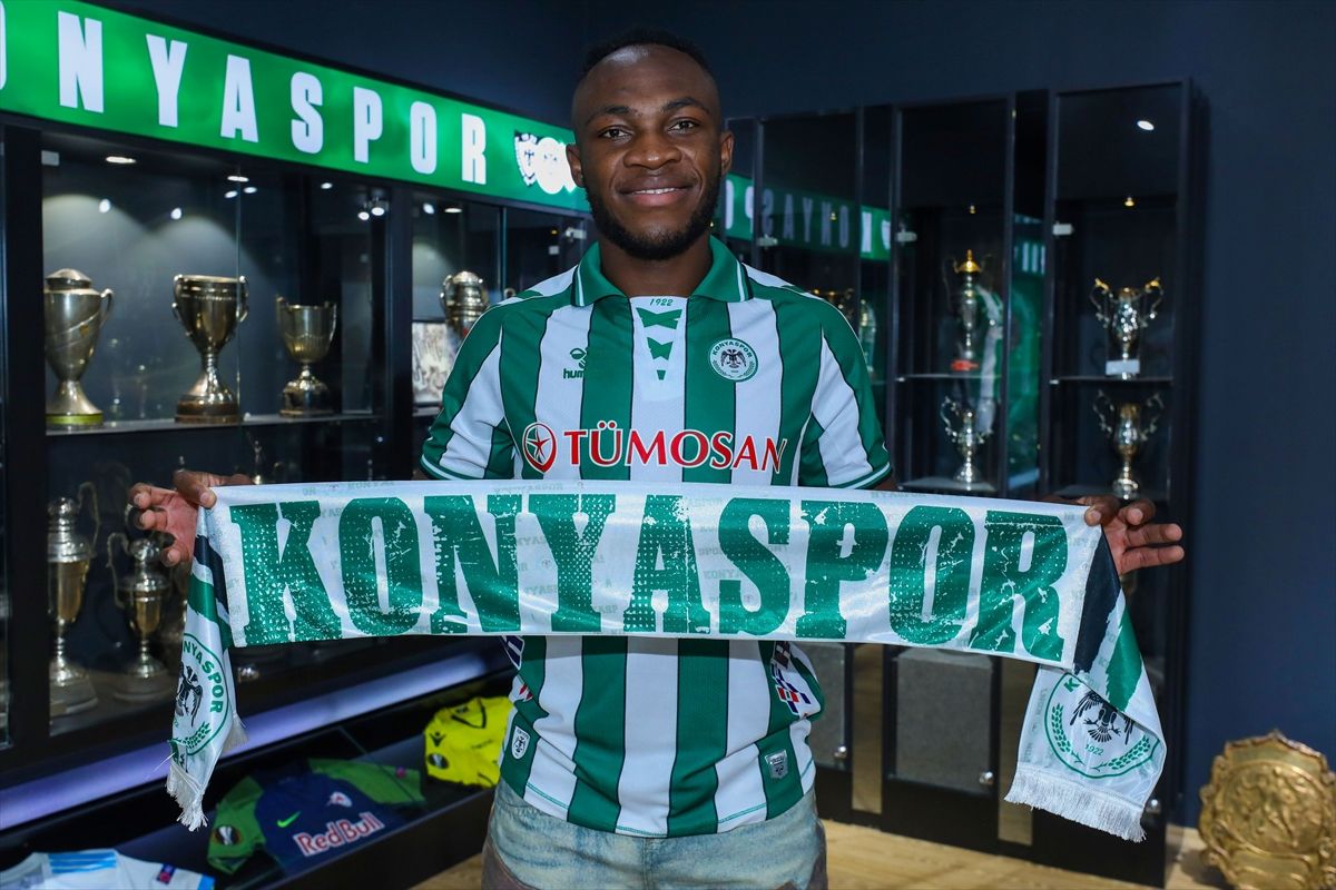 Konyaspor, Jackson Muleka'yı transfer etti