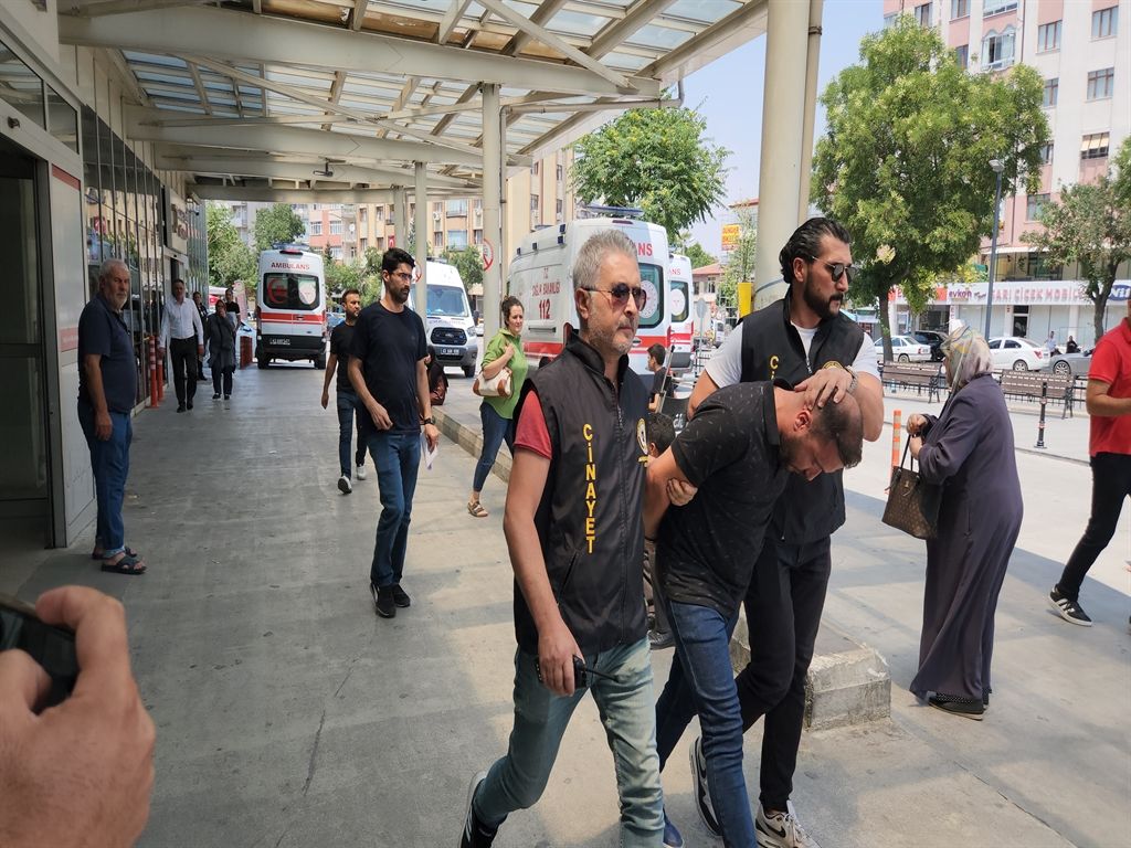 Yer Konya... Kendisini uyaran bekçilere ateş etti, temizlik görevlisi görme yetisini kaybetti