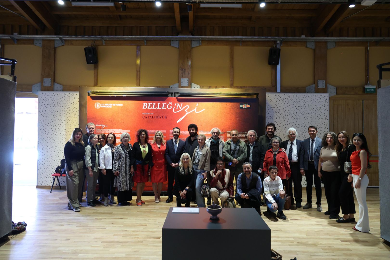Konya Büyükşehir’in “Belleğin İzi: Neolitik Kent Çatalhöyük” Sergisi Açıldı