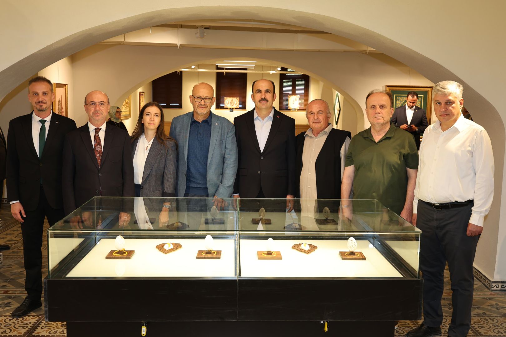 Konya Büyükşehir’in “Narinden Nazenine; Sanatın Zarafeti” Sergisi Sanatseverleri Bekliyor
