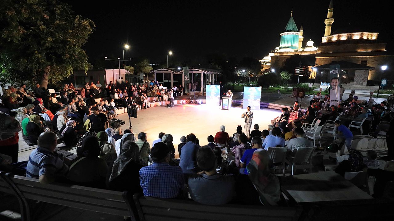 Konya'da 14. Mevlânâ Şiir Şöleni coşkusu