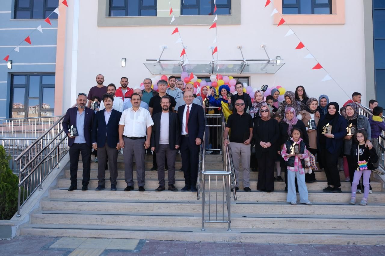 Mahalle El Ele: Ardıçlı Okulları 2025-2026 Eğitim-Öğretim Yılına Başladı