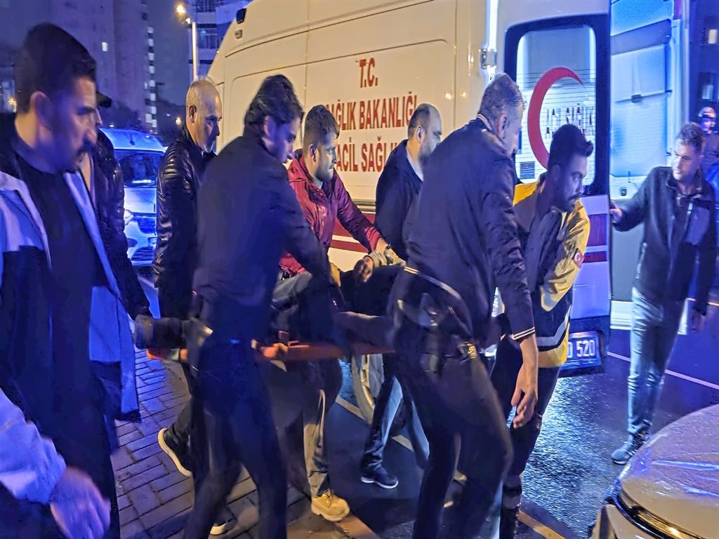 Boşanma sonrası katliam yaptı! Eski eşini ve kayınvalidesini öldürdü, üvey kızını yaralayıp intihara kalkıştı