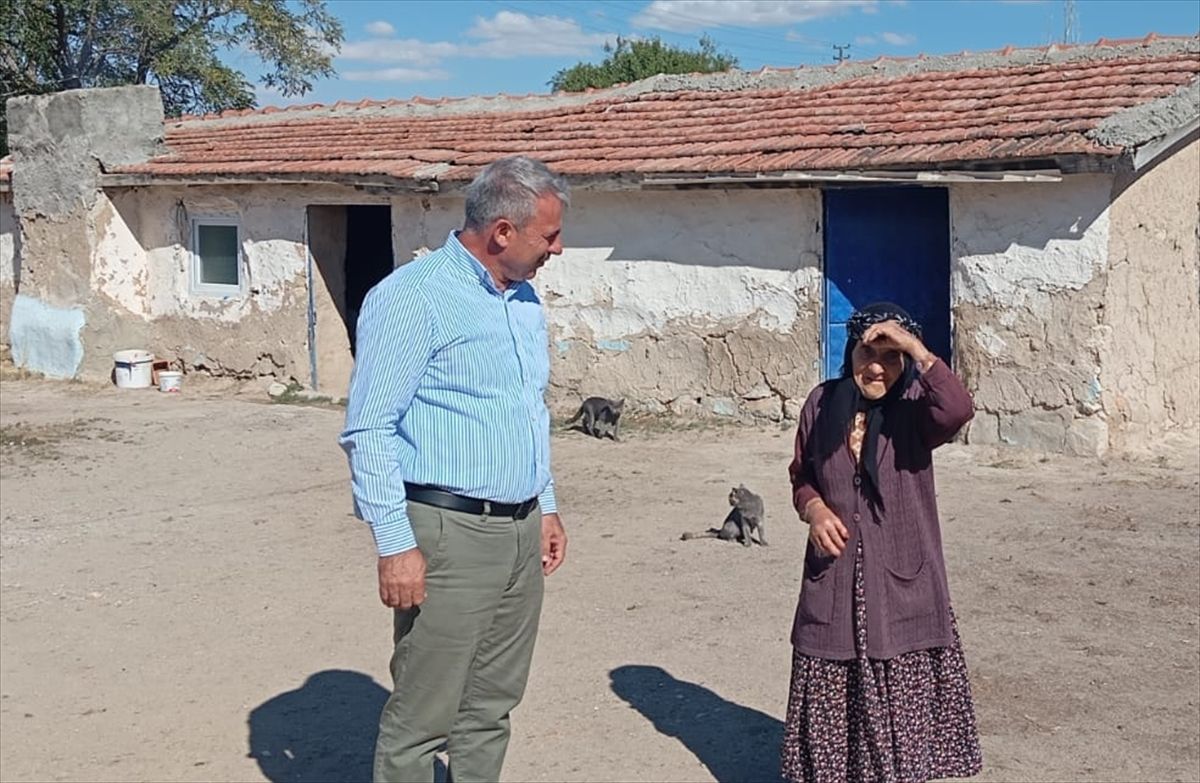 Konya'da 97 yaşındaki Meryem nineye doğum gününde sürpriz
