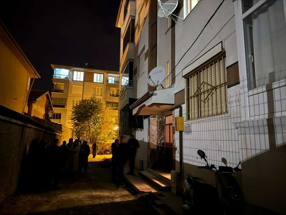 Konya'da bir kişi evinde ölü bulundu