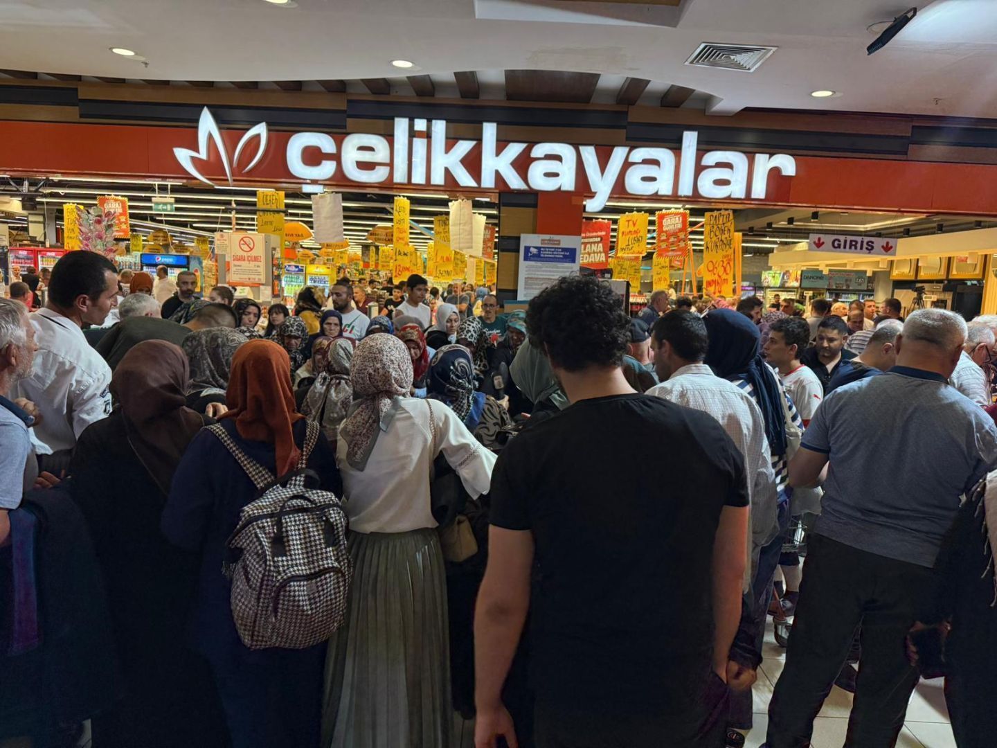 Konya’nın zincir marketi Çelikkayalar, yeni indirimlerini duyurdu