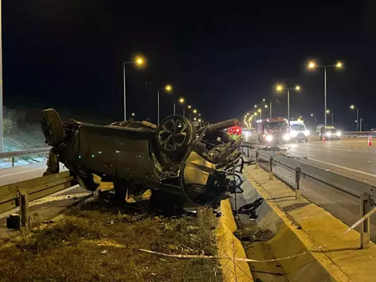 Kuzey Marmara Otoyolu’nda kaza: 2 ölü, 1'i çocuk 5 yaralı