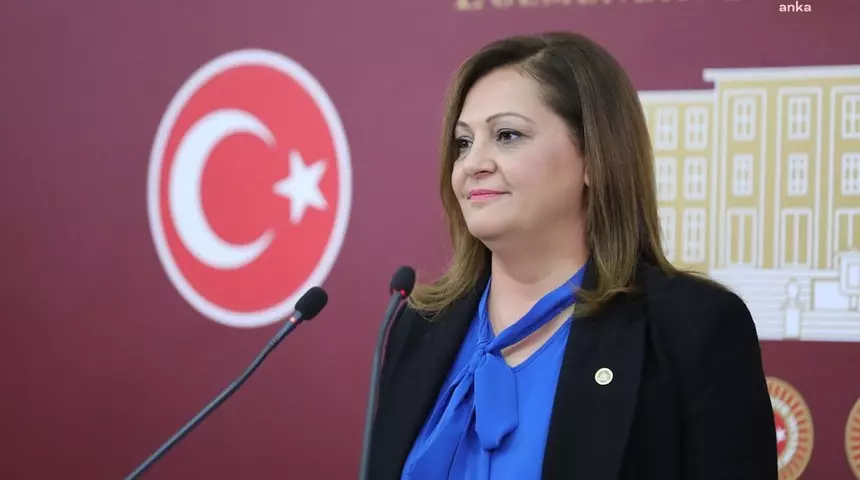 AK Parti'ye geçeceği iddia edilmişti! Burcu Köksal'dan açıklama