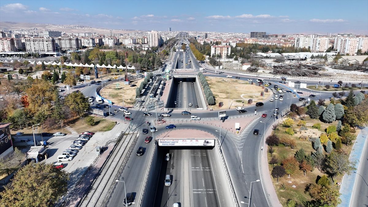 Konya'da Otogar Kavşağı'nda düzenleme çalışması başladı