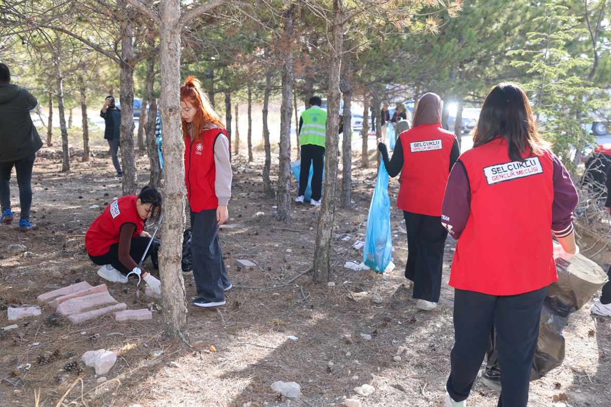 "Temiz Mahalle Temiz Selçuklu Etkinliği"nin 16.’sı Akademi Mahallesi’nde gerçekleşti