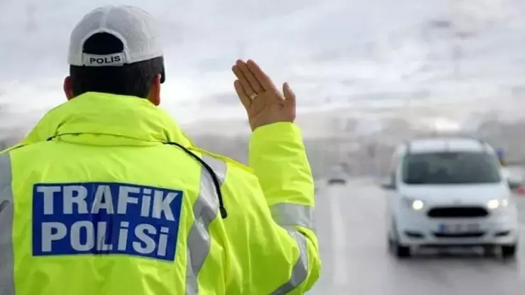 Araç sahiplerine flaş gelişme! O ceza için kritik karar verildi