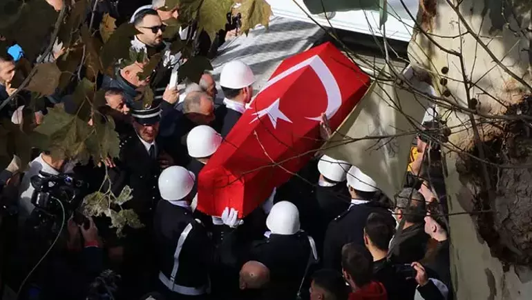 DEAŞ çatışmasında şehit düşen İlker Pehlivan son yolculuğuna uğurlandı